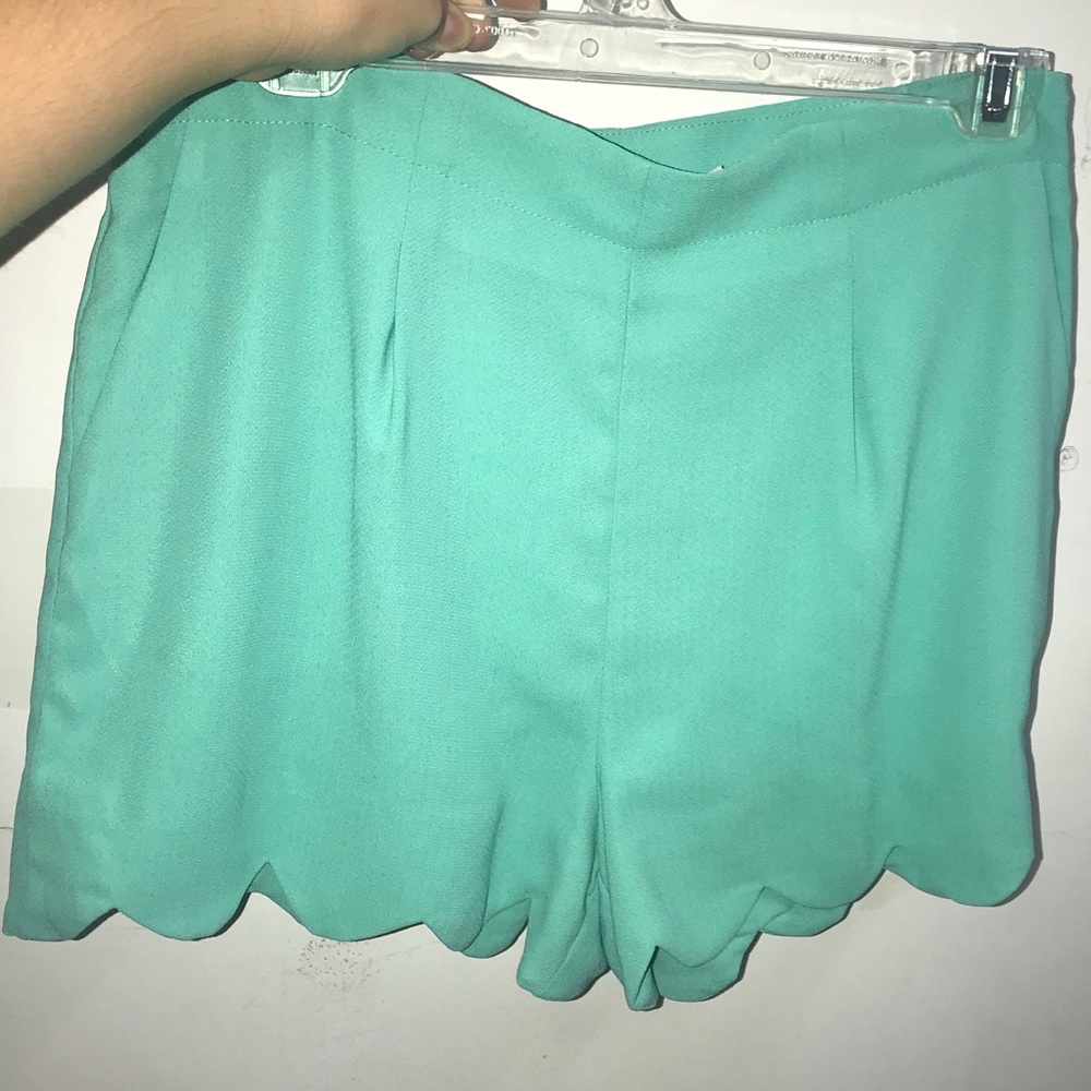Scalloped teal boutique shorts